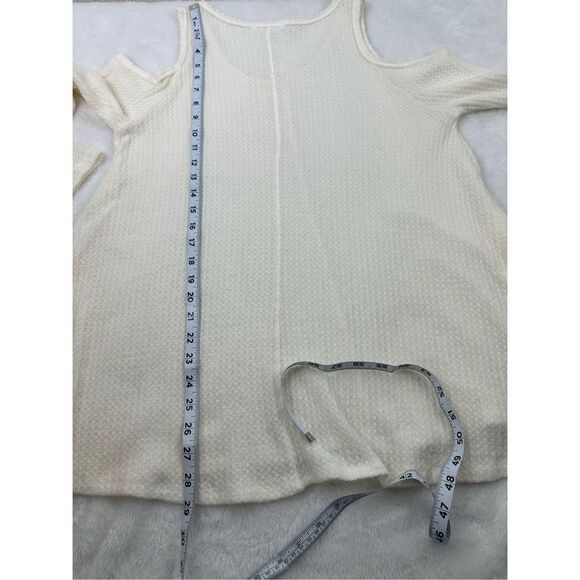 Cherish Women's Size M Cold Shoulder Henley Sweater Cream White Waffle Knit - Picture 7 of 8